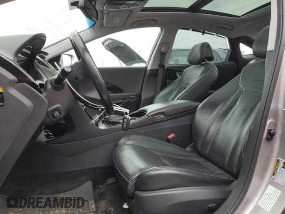 ✅ 2012 Hyundai Azera • VIN: KMHFH4JG1CA186454 • Lot: 51685695. Listed on Copart with 123,327 mi. Free auction sales archive from the USA and detailed vehicle history report at DreamBid. Image 7.