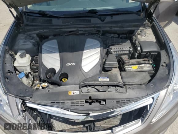 ✅ 2013 Hyundai Azera • VIN: KMHFG4JG4DA240690 • Лот: 57465565. Опубликован ранее на Copart с пробегом 164 757 миль. Бесплатный доступ к архиву аукционных продаж из США и подробный отчёт об истории автомобиля на DreamBid. Изображение 11.