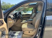 ✅ 2014 Mercedes-Benz GL 350 • VIN: 4JGDF2EEXEA328958 • Lot: 67666195. Wystawiony na Copart z przebiegiem 244 403 mil. Bezpłatny archiwum sprzedaży aukcyjnych z USA i szczegółowy raport historii pojazdu na DreamBid. Zdjęcie 8.