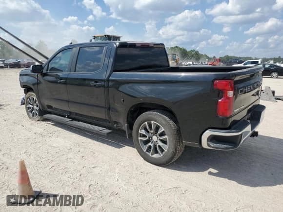 ✅ 2022 Chevrolet Silverado 1500 • VIN: 3GCPACET5NG686622 • Лот: 72154964. Опубликован ранее на Copart с пробегом 27 464 миль. Бесплатный доступ к архиву аукционных продаж из США и подробный отчёт об истории автомобиля на DreamBid. Изображение 2.