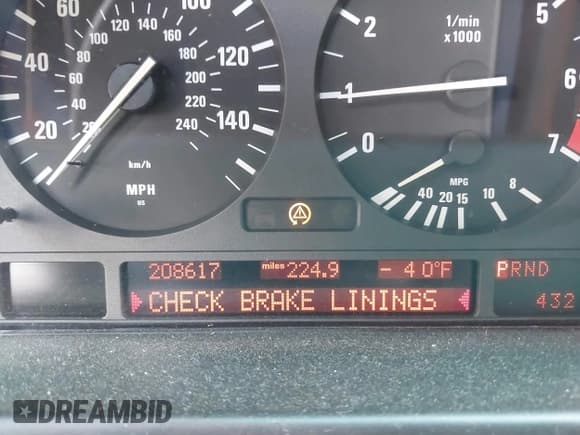 ✅ 2001 BMW 5 Series 540i • VIN: WBADN63471GM70214 • Lot: 42693839. Wystawiony na IAAI z przebiegiem 208 617 mil. Bezpłatny archiwum sprzedaży aukcyjnych z USA i szczegółowy raport historii pojazdu na DreamBid. Zdjęcie 7.