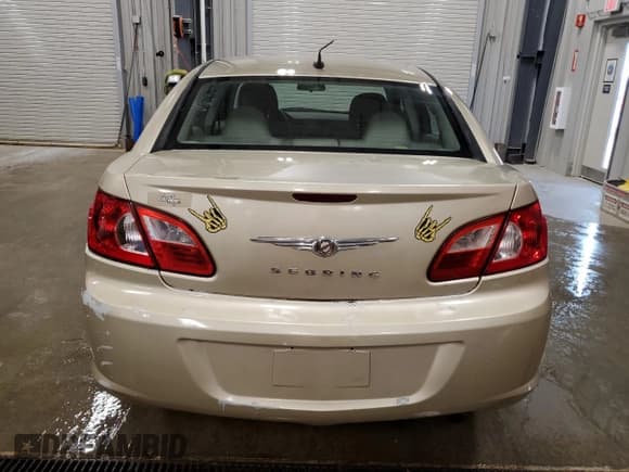 ✅ 2010 Chrysler Sebring Touring • VIN: 1C3CC4FB1AN163205 • Lot: 66724605. Listed on Copart with 163,006 mi. Free auction sales archive from the USA and detailed vehicle history report at DreamBid. Image 6.