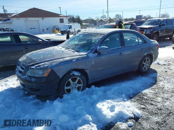 ✅ 2008 Hyundai Sonata GLS • VIN: 5NPET46CX8H345797 • Лот: 41427357. Опубликован ранее на IAAI с пробегом Не указан. Бесплатный доступ к архиву аукционных продаж из США и подробный отчёт об истории автомобиля на DreamBid. Изображение 2.