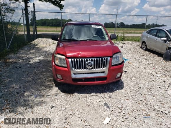 ✅ 2008 Mercury Mariner • VIN: 4M2CU81108KJ10841 • Lot: 63063445. Wystawiony na Copart z przebiegiem 159 510 mil. Bezpłatny archiwum sprzedaży aukcyjnych z USA i szczegółowy raport historii pojazdu na DreamBid. Zdjęcie 5.