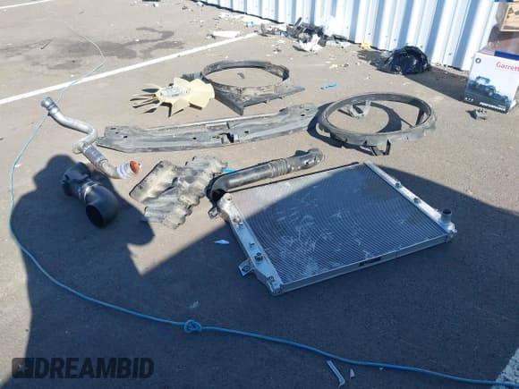 ✅ 2015 Chevrolet Silverado 2500HD LT • VIN: 1GC1KVE83FF653342 • Lot: 41970275. Listed on IAAI with 130,535 mi. Free auction sales archive from the USA and detailed vehicle history report at DreamBid. Image 12.