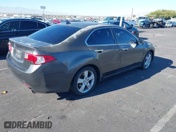 ✅ 2009 Acura TSX • VIN: JH4CU26609C036158 • Lot: 43927900. Listed on IAAI with 237,889 mi. Free auction sales archive from the USA and detailed vehicle history report at DreamBid. Image 4.