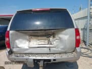 ✅ 2007 Chevrolet Suburban LT • VIN: 3GNFC16J57G318880 • Лот: 42993078. Опубликован ранее на IAAI с пробегом 145 185 миль. Бесплатный доступ к архиву аукционных продаж из США и подробный отчёт об истории автомобиля на DreamBid. Изображение 17.