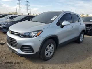 2019 Chevrolet Trax LS with VIN 3GNCJNSB8KL127341, listed as a Copart auction lot 82233535 with 102,166 mi miles and Clean title. Bid and sale history available at DreamBid. Image 1.