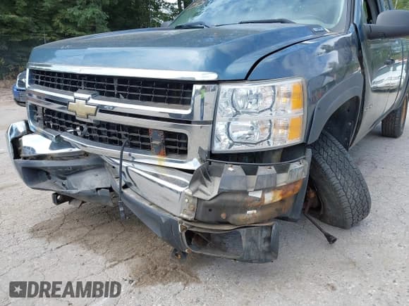 ✅ 2009 Chevrolet Silverado 2500HD Work Truck • VIN: 1GCHK49K09E163272 • Лот: 43074933. Опубликован ранее на IAAI с пробегом 96 927 миль. Бесплатный доступ к архиву аукционных продаж из США и подробный отчёт об истории автомобиля на DreamBid. Изображение 6.