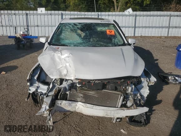 ✅ 2015 Chevrolet Malibu LTZ • VIN: 1G11F5SL7FU129550 • Lot: 81237925. Listed on Copart with Not provided. Free auction sales archive from the USA and detailed vehicle history report at DreamBid. Image 5.