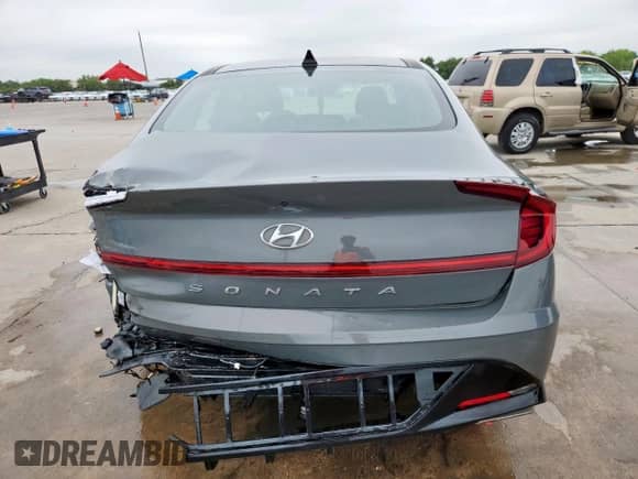 2021 Hyundai Sonata SEL z VIN 5NPEF4JA1MH102810, wystawiony jako Copart lot #70359175 z przebiegiem 49 293 mil mil oraz Czysty tytuł • Clean title. Historia ofert i sprzedaży dostępna na DreamBid. Obrazek 6.