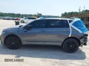 ✅ 2022 Volkswagen Tiguan SE R-Line Black • VIN: 3VVCB7AX5NM104260 • Лот: 42295069. Опубликован ранее на IAAI с пробегом 51 528 миль. Бесплатный доступ к архиву аукционных продаж из США и подробный отчёт об истории автомобиля на DreamBid. Изображение 14.