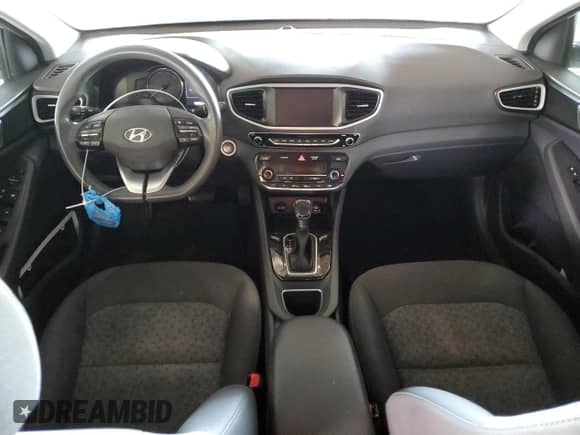 2017 Hyundai Ioniq Blue с VIN KMHC65LC2HU049666, выставлен на аукционе Copart как лот 53803214 с пробегом 159 920 миль миль и Списание • Salvage title. История ставок и продаж доступна на DreamBid. Изображение 8.