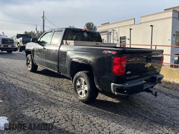 ✅ 2016 Chevrolet Silverado 1500 Work Truck • VIN: 1GCVKNEC0GZ154343 • Лот: 49179025. Опубликован ранее на Copart с пробегом 175 168 миль. Бесплатный доступ к архиву аукционных продаж из США и подробный отчёт об истории автомобиля на DreamBid. Изображение 3.