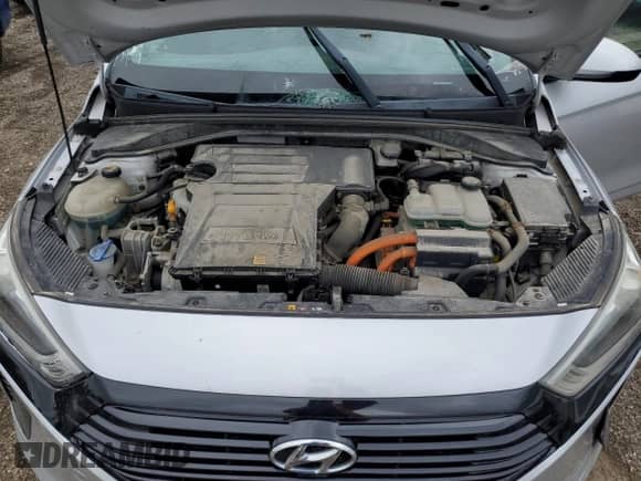 2017 Hyundai Ioniq Blue с VIN KMHC65LC5HU025040, выставлен на аукционе Copart как лот 53802414 с пробегом 103 635 миль миль и Списание • Salvage title. История ставок и продаж доступна на DreamBid. Изображение 11.