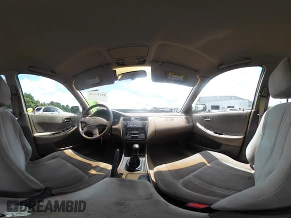 ✅ 1999 Honda Accord LX • VIN: 1HGCG5543XA010318 • Лот: 42719495. Опубликован ранее на IAAI с пробегом 195 929 миль. Бесплатный доступ к архиву аукционных продаж из США и подробный отчёт об истории автомобиля на DreamBid. Изображение 19.