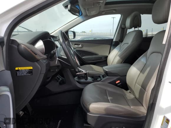 ✅ 2018 Hyundai Santa Fe 2.4L • VIN: 5NMZU3LBXJH065370 • Лот: 55168444. Опубликован ранее на Copart с пробегом 85 191 миль. Бесплатный доступ к архиву аукционных продаж из США и подробный отчёт об истории автомобиля на DreamBid. Изображение 7.