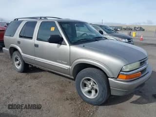 ✅ 2004 Chevrolet Blazer Fleet • VIN: 1GNCS13X54K143744 • Lot: 41904015. Wystawiony na IAAI z przebiegiem Nie podano. Bezpłatny archiwum sprzedaży aukcyjnych z USA i szczegółowy raport historii pojazdu na DreamBid. Zdjęcie 1.