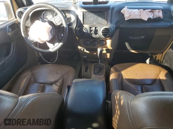 ✅ 2013 Jeep Wrangler Unlimited Sahara • VIN: 1C4HJWEG5DL684170 • Lot: 86452805. Wystawiony na Copart z przebiegiem 133 692 mil. Bezpłatny archiwum sprzedaży aukcyjnych z USA i szczegółowy raport historii pojazdu na DreamBid. Zdjęcie 8.