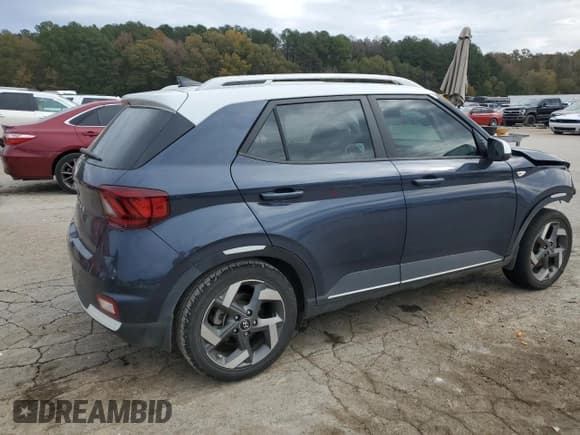 ✅ 2022 Hyundai Venue SEL • VIN: KMHRC8A35NU153460 • Lot: 82672614. Listed on Copart with 60,561 mi. Free auction sales archive from the USA and detailed vehicle history report at DreamBid. Image 3.