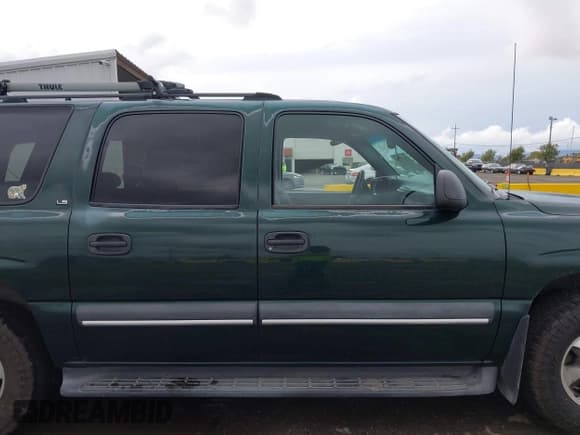 ✅ 2002 Chevrolet Suburban LT • VIN: 1GNEC16T42J156650 • Лот: 43419729. Опубликован ранее на IAAI с пробегом 192 039 миль. Бесплатный доступ к архиву аукционных продаж из США и подробный отчёт об истории автомобиля на DreamBid. Изображение 13.