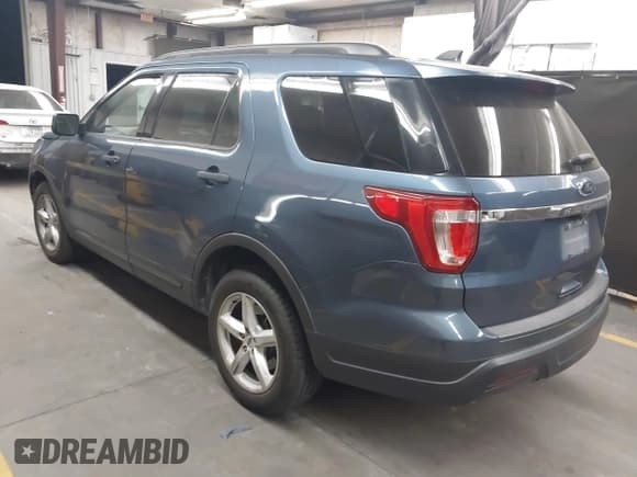 ✅ 2018 Ford Explorer • VIN: 1FM5K7B84JGA88972 • Lot: 42737366. Wystawiony na IAAI z przebiegiem 162 115 mil. Bezpłatny archiwum sprzedaży aukcyjnych z USA i szczegółowy raport historii pojazdu na DreamBid. Zdjęcie 3.