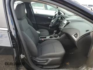 ✅ 2017 Chevrolet Cruze LT • VIN: 1G1BE5SM5H7206434 • Lot: 66750422. Listed on Copart with 88,429 mi. Free auction sales archive from the USA and detailed vehicle history report at DreamBid. Image 5.