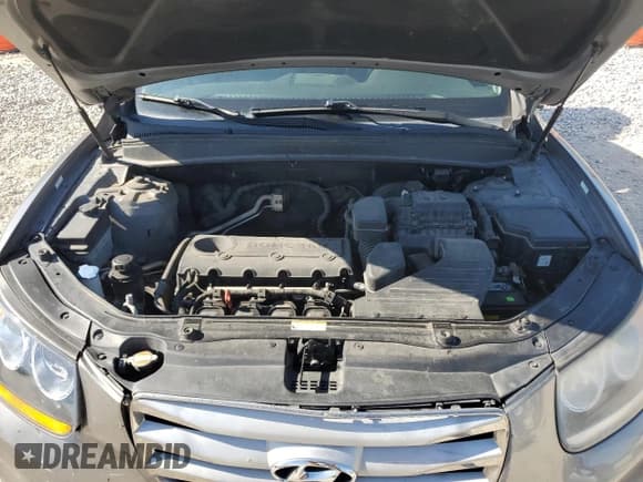 ✅ 2012 Hyundai Santa Fe Limited • VIN: 5XYZK3AB8CG112434 • Lot: 58263684. Listed on Copart with 132,303 mi. Free auction sales archive from the USA and detailed vehicle history report at DreamBid. Image 12.