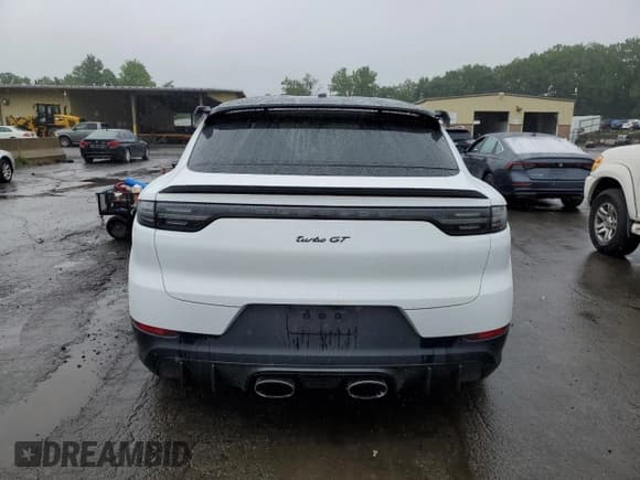 ✅ 2023 Porsche Cayenne Turbo GT • VIN: WP1BK2AY8PDA39066 • Лот: 60699995. Опубликован ранее на Copart с пробегом 7 785 миль. Бесплатный доступ к архиву аукционных продаж из США и подробный отчёт об истории автомобиля на DreamBid. Изображение 6.