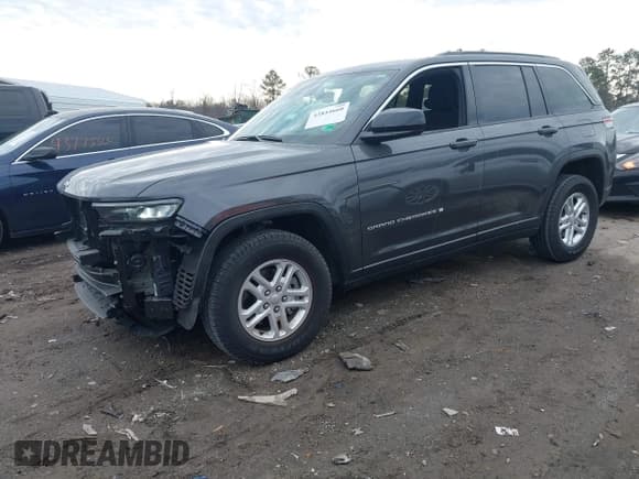 ✅ 2024 Jeep Grand Cherokee Altitude X • VIN: 1C4RJHAGXRC176984 • Лот: 43844660. Опубликован ранее на IAAI с пробегом 4 547 миль. Бесплатный доступ к архиву аукционных продаж из США и подробный отчёт об истории автомобиля на DreamBid. Изображение 2.