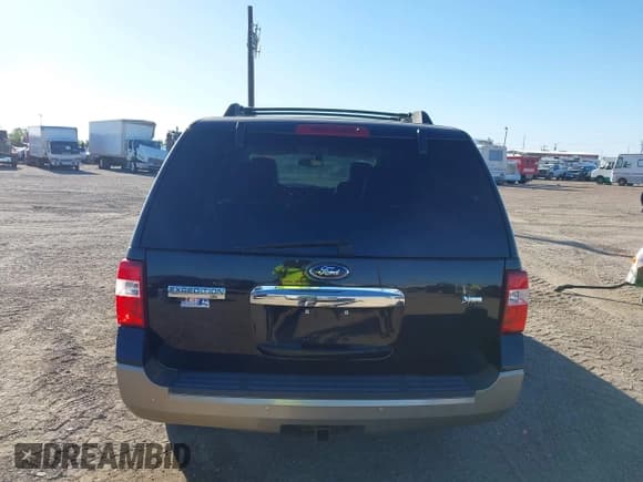✅ 2013 Ford Expedition XLT • VIN: 1FMJU1H50DEF63830 • Lot: 43577040. Wystawiony na IAAI z przebiegiem 169 837 mil. Bezpłatny archiwum sprzedaży aukcyjnych z USA i szczegółowy raport historii pojazdu na DreamBid. Zdjęcie 16.