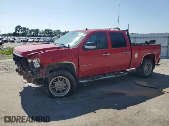 ✅ 2007 Chevrolet Silverado 2500HD 1LT • VIN: 1GCHK23K67F551241 • Лот: 61973995. Опубликован ранее на Copart с пробегом 227 173 миль. Бесплатный доступ к архиву аукционных продаж из США и подробный отчёт об истории автомобиля на DreamBid. Изображение 1.