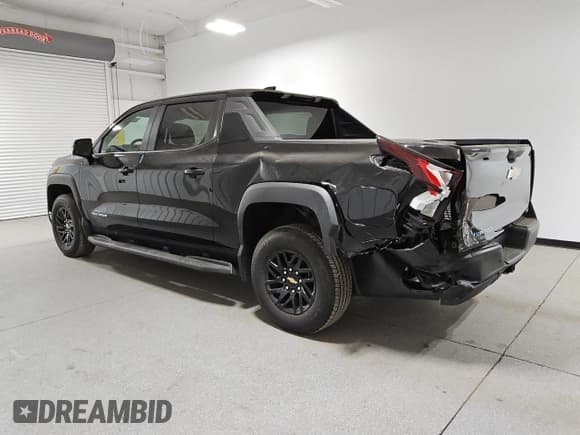 ✅ 2024 Chevrolet Silverado EV Work Truck • VIN: 1GC10UED4RU205916 • Лот: 44328105. Опубликован ранее на Copart с пробегом 10 235 миль. Бесплатный доступ к архиву аукционных продаж из США и подробный отчёт об истории автомобиля на DreamBid. Изображение 2.