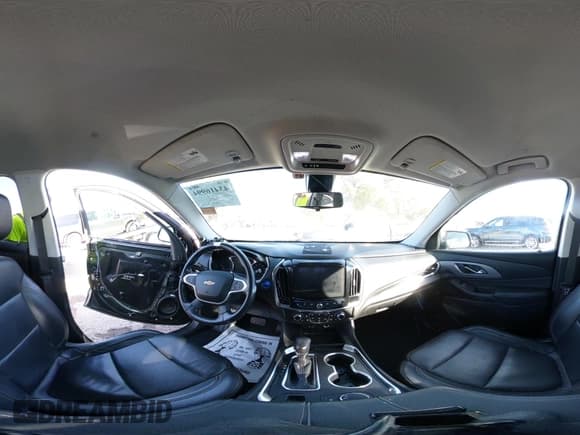 ✅ 2021 Chevrolet Traverse LT • VIN: 1GNERHKW5MJ208314 • Lot: 43416994. Wystawiony na IAAI z przebiegiem 106 936 mil. Bezpłatny archiwum sprzedaży aukcyjnych z USA i szczegółowy raport historii pojazdu na DreamBid. Zdjęcie 22.