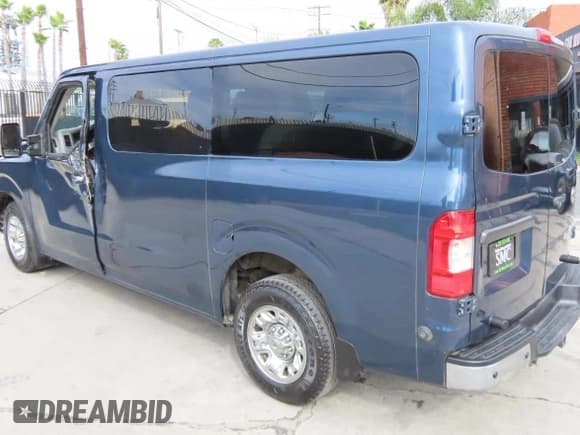 ✅ 2018 Nissan NV 3500 HD SL • VIN: 5BZAF0AA5JN852908 • Лот: 59006045. Опубликован ранее на Copart с пробегом 82 122 миль. Бесплатный доступ к архиву аукционных продаж из США и подробный отчёт об истории автомобиля на DreamBid. Изображение 4.