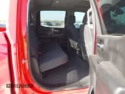 ✅ 2023 Chevrolet Silverado 1500 Custom Trail Boss • VIN: 3GCPDCEK5PG122180 • Lot: 41702357. Wystawiony na IAAI z przebiegiem 40 957 mil. Bezpłatny archiwum sprzedaży aukcyjnych z USA i szczegółowy raport historii pojazdu na DreamBid. Zdjęcie 8.