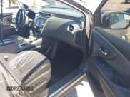 ✅ 2019 Nissan Murano Platinum • VIN: 5N1AZ2MJ5KN157162 • Lot: 43157111. Wystawiony na IAAI z przebiegiem 87 336 mil. Bezpłatny archiwum sprzedaży aukcyjnych z USA i szczegółowy raport historii pojazdu na DreamBid. Zdjęcie 5.