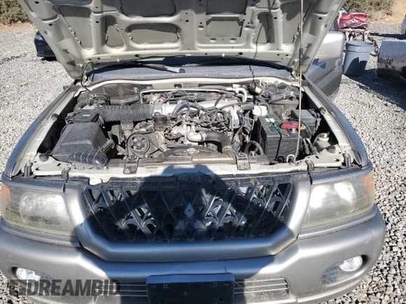 ✅ 2003 Mitsubishi Montero Sport Limited • VIN: JA4LS41R03J000648 • Lot: 66998405. Listed on Copart with 168,775 mi. Free auction sales archive from the USA and detailed vehicle history report at DreamBid. Image 11.