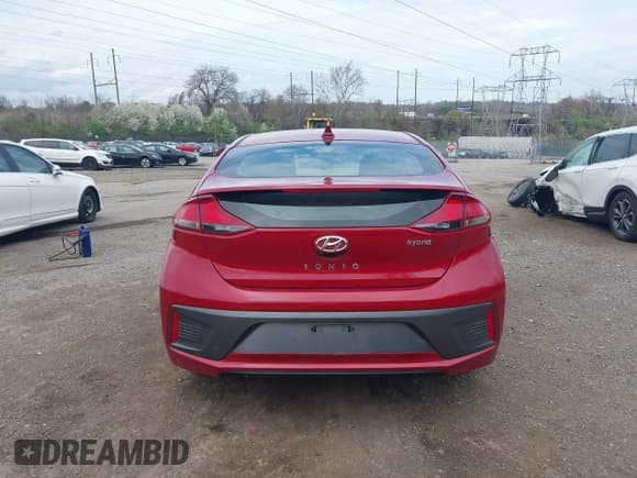 ✅ 2020 Hyundai Ioniq SE • VIN: KMHC75LC7LU210017 • Lot: 41961372. Wystawiony na IAAI z przebiegiem 35 051 mil. Bezpłatny archiwum sprzedaży aukcyjnych z USA i szczegółowy raport historii pojazdu na DreamBid. Zdjęcie 17.