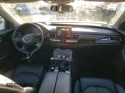 ✅ 2015 Audi A8 3.0T • VIN: WAU3GAFD5FN032430 • Лот: 68875812. Опубликован ранее на Copart с пробегом 70 367 миль. Бесплатный доступ к архиву аукционных продаж из США и подробный отчёт об истории автомобиля на DreamBid. Изображение 8.