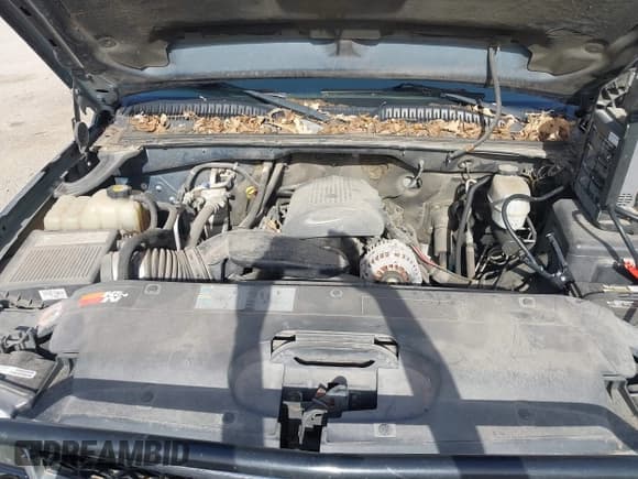 ✅ 2006 Chevrolet Silverado 2500HD LT1 • VIN: 1GCHK23U26F267735 • Lot: 42235416. Listed on IAAI with 256,224 mi. Free auction sales archive from the USA and detailed vehicle history report at DreamBid. Image 10.