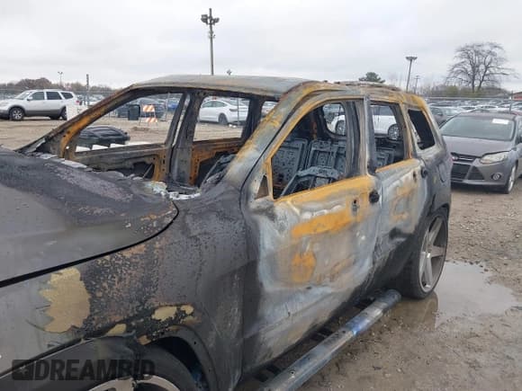 ✅ 2015 Jeep Grand Cherokee Summit • VIN: 1C4RJFJM4FC705593 • Lot: 40864637. Listed on IAAI with Not provided. Free auction sales archive from the USA and detailed vehicle history report at DreamBid. Image 6.