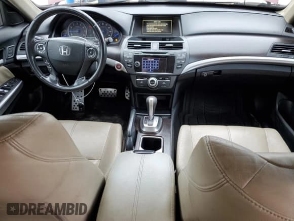 ✅ 2013 Honda Crosstour EX-L • VIN: 5J6TF1H58DL000196 • Lot: 89516885. Wystawiony na Copart z przebiegiem 239 503 mil. Bezpłatny archiwum sprzedaży aukcyjnych z USA i szczegółowy raport historii pojazdu na DreamBid. Zdjęcie 8.