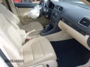 ✅ 2013 Volkswagen Jetta TDI w/Sunroof & Nav • VIN: 3VWPL7AJ3DM613395 • Лот: 42081044. Опубликован ранее на IAAI с пробегом 132 271 миль. Бесплатный доступ к архиву аукционных продаж из США и подробный отчёт об истории автомобиля на DreamBid. Изображение 5.