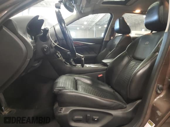 ✅ 2014 Infiniti Q50 Hybrid Sport • VIN: JN1AV7AR3EM700559 • Lot: 86533385. Wystawiony na Copart z przebiegiem 195 221 mil. Bezpłatny archiwum sprzedaży aukcyjnych z USA i szczegółowy raport historii pojazdu na DreamBid. Zdjęcie 7.