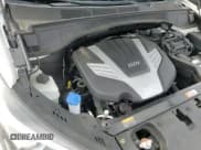 ✅ 2017 Hyundai Santa Fe SE • VIN: KM8SM4HFXHU207086 • Lot: 89884035. Wystawiony na Copart z przebiegiem 101 866 mil. Bezpłatny archiwum sprzedaży aukcyjnych z USA i szczegółowy raport historii pojazdu na DreamBid. Zdjęcie 14.