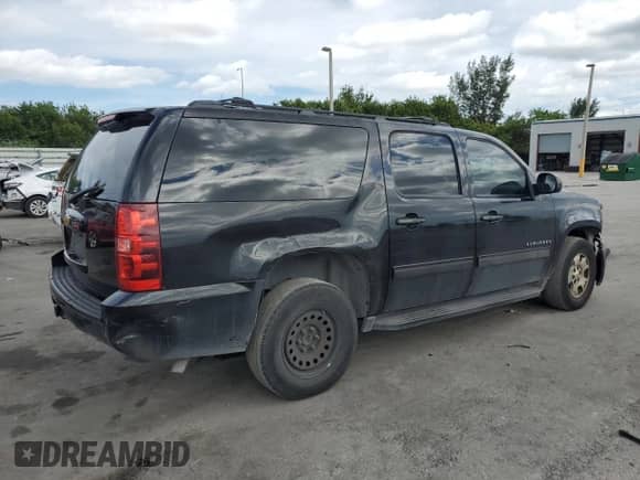 2013 Chevrolet Suburban LT с VIN 1GNSKJE72DR203317, выставлен на аукционе Copart как лот 91554345 с пробегом 254 878 миль миль и Чистый • Clean title. История ставок и продаж доступна на DreamBid. Изображение 3.