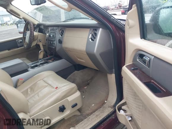 ✅ 2012 Ford Expedition Max King Ranch • VIN: 1FMJK1J59CEF29500 • Лот: 41732816. Опубликован ранее на IAAI с пробегом 163 697 миль. Бесплатный доступ к архиву аукционных продаж из США и подробный отчёт об истории автомобиля на DreamBid. Изображение 5.