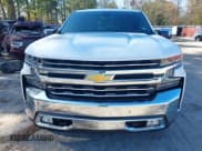 ✅ 2019 Chevrolet Silverado 1500 LTZ • VIN: 3GCUYGED0KG109314 • Lot: 43892760. Wystawiony na IAAI z przebiegiem 98 208 mil. Bezpłatny archiwum sprzedaży aukcyjnych z USA i szczegółowy raport historii pojazdu na DreamBid. Zdjęcie 6.