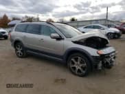 ✅ 2013 Volvo XC70 T6 • VIN: YV4902BZXD1151164 • Lot: 76516083. Listed on Copart with 67,258 mi. Free auction sales archive from the USA and detailed vehicle history report at DreamBid. Image 4.